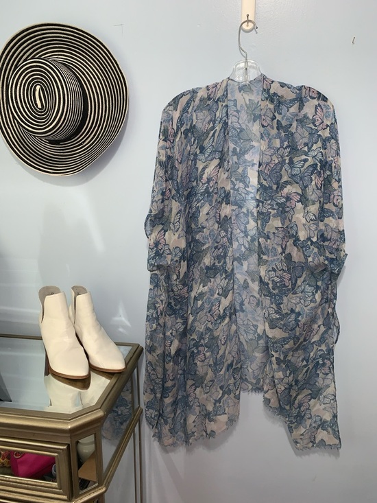 Jackets & Blazers - Sheer Floral Kimono butterfly print